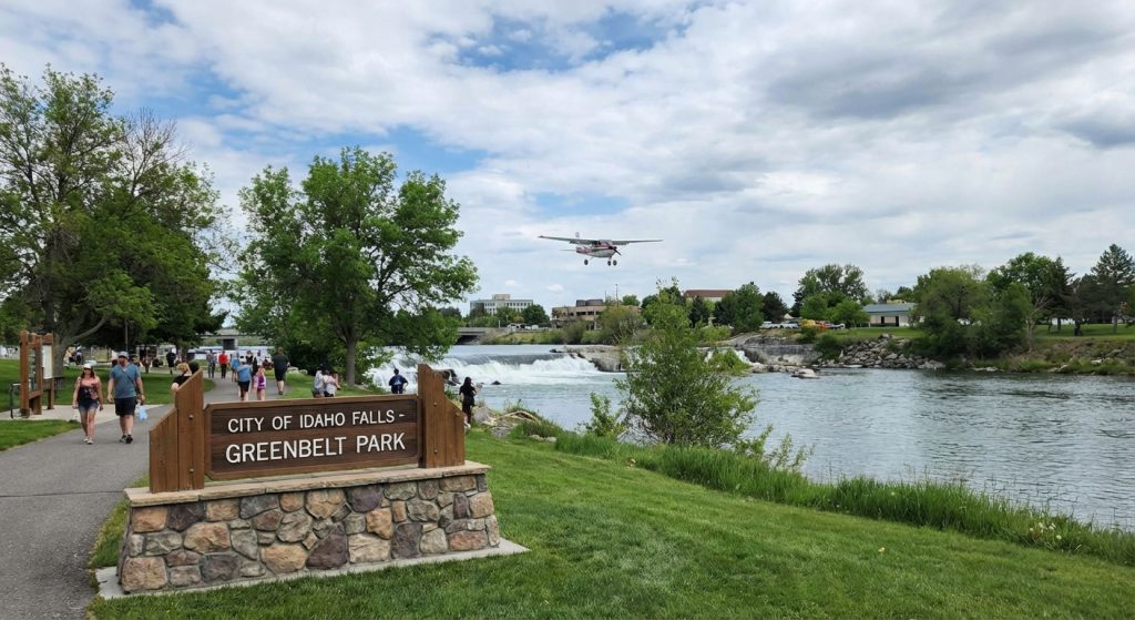 Cheap Business Class Flights to Idaho Falls, ID