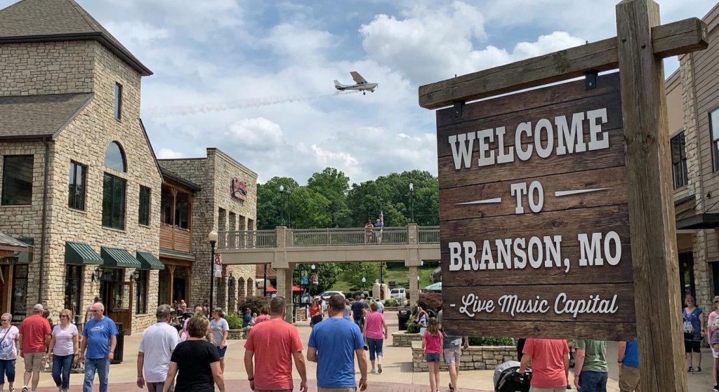 Cheap Business Class Flights to Branson, MO